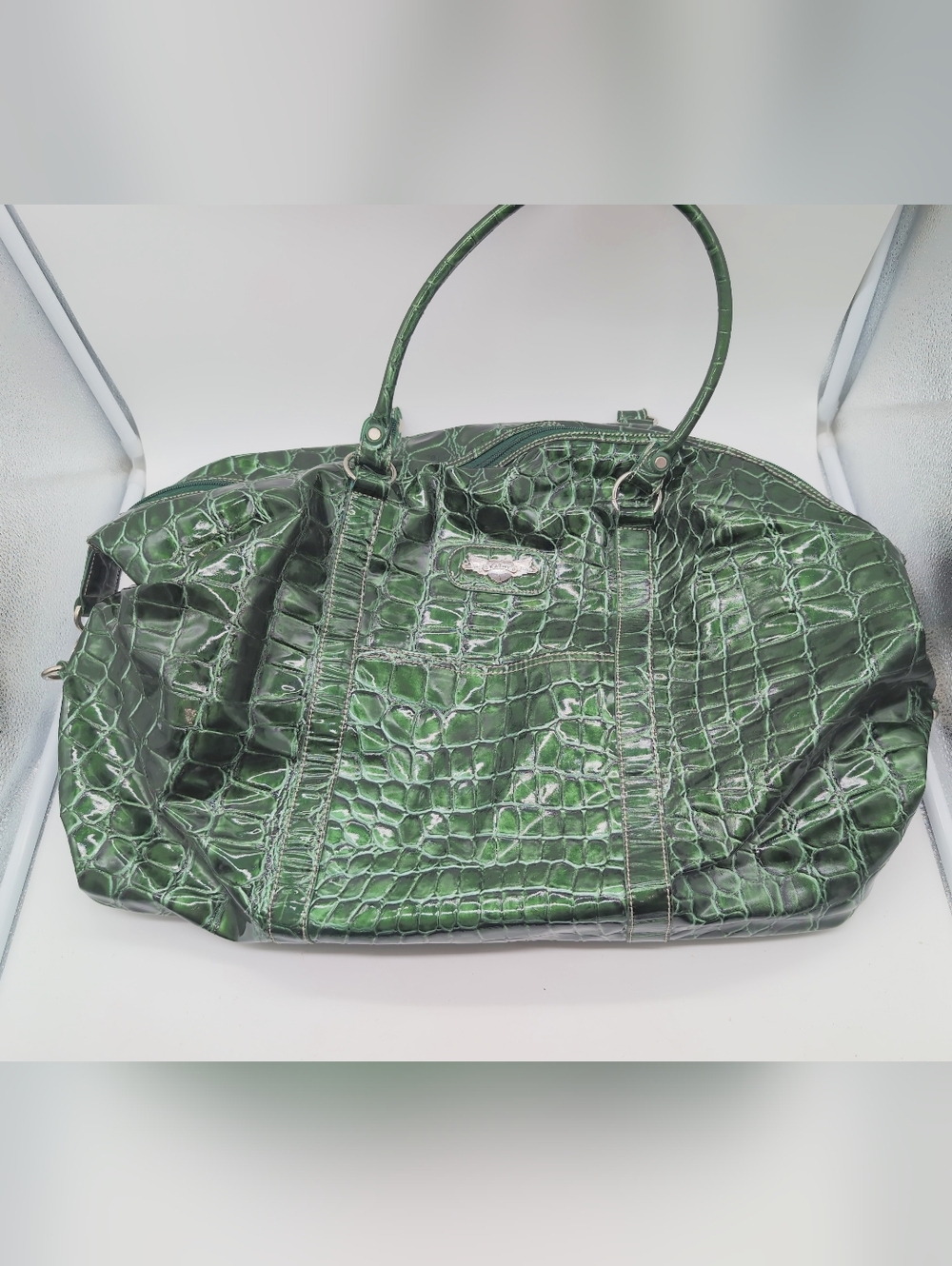 Kathy Van Zeeland Green Metallic Croc-Embossed Tote Bag 19x15x9in